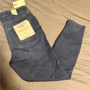 Good American Good Petite Skinny Jeans